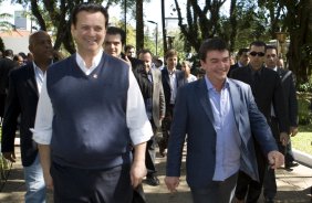 O presidente do Corinthians Andres Sanchez recebeu o prefeito de São Paulo Gilberto Kassab hoje pela manhã no Parque São Jorge