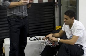CRUZEIRO/MG X CORINTHIANS/SP - nos vestirios antes da partida realizada esta tarde no estdio Magalhaes Pinto, o Mineiro, vlida pelo turno do Campeonato Brasileiro de 2009