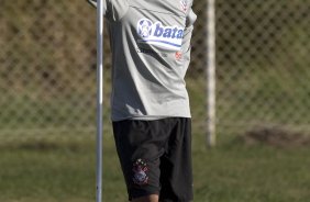 Dentinho durante o treino do Corinthians realizado esta tarde no Parque Ecolgico do Tiete, zona leste da cidade; o prximo jogo do time ser quinta-feira, 23/07, contra o Vitoria/BA, no Pacaembu, pelo Campeonato Brasileiro 2009
