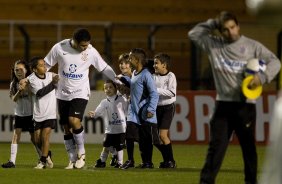 CORINTHIANS/SP X VITORIA/BA -  em um lance da partida realizada esta noite no estdio do Pacaembu, zona oeste da cidade, vlida pelo turno do Campeonato Brasileiro de 2009