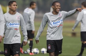 Durante o treino do Corinthians realizado esta manh no Parque Ecolgico do Tiete, zona leste da cidade; o prximo jogo do time ser amanh, domingo, 02/08, contra o Ava, no estdio do Pacaembu, pelo Campeonato Brasileiro 2009