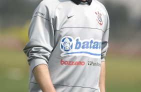 Durante o treino do Corinthians realizado esta manh no Parque Ecolgico do Tiete, zona leste da cidade; o prximo jogo do time ser amanh, domingo, 02/08, contra o Ava, no estdio do Pacaembu, pelo Campeonato Brasileiro 2009