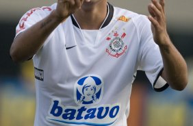 CORINTHIANS/SP X ATLETICO/MG -  Dentinho em um lance da partida realizada esta tarde no estdio do Pacaembu, vlida pelo turno do Campeonato Brasileiro de 2009