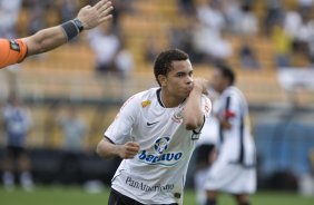 CORINTHIANS/SP X ATLETICO/MG - em um lance da partida realizada esta tarde no estádio do Pacaembu, válida pelo turno do Campeonato Brasileiro de 2009