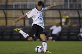 CORINTHIANS/SP X ATLETICO/MG - em um lance da partida realizada esta tarde no estádio do Pacaembu, válida pelo turno do Campeonato Brasileiro de 2009