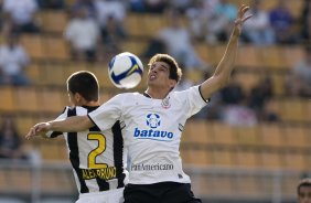 CORINTHIANS/SP X ATLETICO/MG - em um lance da partida realizada esta tarde no estádio do Pacaembu, válida pelo turno do Campeonato Brasileiro de 2009