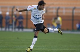 CORINTHIANS/SP X ATLETICO/MG - em um lance da partida realizada esta tarde no estádio do Pacaembu, válida pelo turno do Campeonato Brasileiro de 2009
