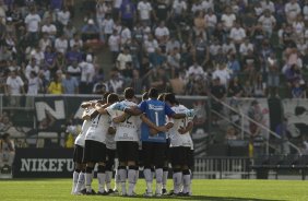 CORINTHIANS/SP X ATLETICO/MG - em um lance da partida realizada esta tarde no estádio do Pacaembu, válida pelo turno do Campeonato Brasileiro de 2009