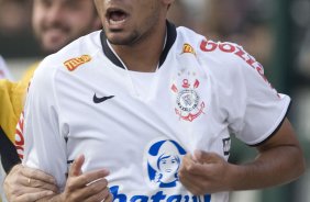 CORINTHIANS/SP X ATLETICO/MG - em um lance da partida realizada esta tarde no estádio do Pacaembu, válida pelo turno do Campeonato Brasileiro de 2009
