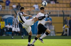 CORINTHIANS/SP X ATLETICO/MG -   em um lance da partida realizada esta tarde no estdio do Pacaembu, vlida pelo turno do Campeonato Brasileiro de 2009