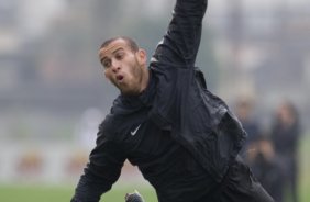 Durante o treino do Corinthians realizado esta tarde no Parque Ecolgico do Tiete, zona leste da cidade; o prximo jogo do time ser amanh, quarta-feira, 19/08, contra o Internacional de Porto Alegre, pelo returno do Campeonato Brasileiro 2009