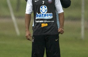 Durante o treino do Corinthians realizado esta tarde no Parque Ecolgico do Tiete, zona leste da cidade; o prximo jogo do time ser amanh, quarta-feira, 19/08, contra o Internacional de Porto Alegre, pelo returno do Campeonato Brasileiro 2009