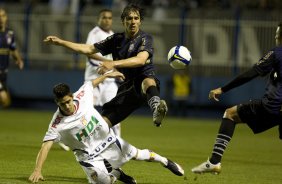 BARUERI/SP X CORINTHIANS/SP - em um lance da partida realizada esta noite na Arena Barueri, na grande So Paulo, vlida pelo returno do Campeonato Brasileiro de 2009