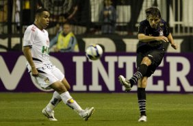 BARUERI/SP X CORINTHIANS/SP - em um lance da partida realizada esta noite na Arena Barueri, na grande So Paulo, vlida pelo returno do Campeonato Brasileiro de 2009