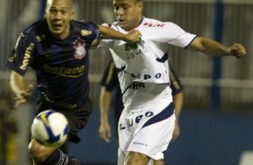 BARUERI/SP X CORINTHIANS/SP - em um lance da partida realizada esta noite na Arena Barueri, na grande So Paulo, vlida pelo returno do Campeonato Brasileiro de 2009