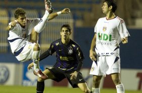 BARUERI/SP X CORINTHIANS/SP - em um lance da partida realizada esta noite na Arena Barueri, na grande So Paulo, vlida pelo returno do Campeonato Brasileiro de 2009