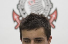 O meia argentinho Matias Defederico foi apresentado e já treinou fisicamente esta manhã no Parque São Jorge, zona leste da cidade; o próximo jogo do time será quarta-feira, 02/09, contra o Santos, no Pacaembu, pelo returno do Campeonato Brasileiro 2009