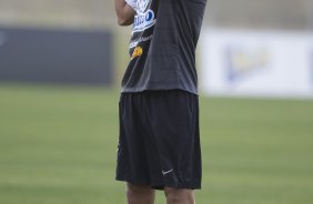 Escudero voltando de contusao durante o treino desta tarde do Corinthians, realizado no CT do Parque Ecolgico do Tiete, zona leste da cidade. ; o prximo jogo do time ser amanh, quarta-feira, 02/09, contra o Santos, no Pacaembu, pelo returno do Campeonato Brasileiro 2009