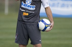 Ronaldo durante o treino desta tarde do Corinthians, realizado no CT do Parque Ecolgico do Tiete, zona leste da cidade. ; o prximo jogo do time ser amanh, quarta-feira, 02/09, contra o Santos, no Pacaembu, pelo returno do Campeonato Brasileiro 2009