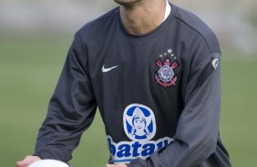 Alessandro durante o treino do Corinthians realizado esta tarde no Parque Ecolgico do Tiete; o prximo jogo do time ser domingo, dia 27/09, contra o So Paulo, no estdio do Morumbi, pelo returno do Campeonato Brasileiro 2009