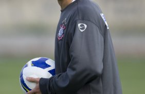 Alessandro durante o treino do Corinthians realizado esta tarde no Parque Ecolgico do Tiete; o prximo jogo do time ser domingo, dia 27/09, contra o So Paulo, no estdio do Morumbi, pelo returno do Campeonato Brasileiro 2009