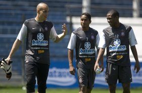 Julio Cesar; Jorge Henrique e Elias durante o treino do Corinthians realizado esta manh no Parque So Jorge; o prximo jogo do time ser quarta-feira, dia 07/10, contra o Fluminense, no estdio do Maracan, pelo returno do Campeonato Brasileiro 2009