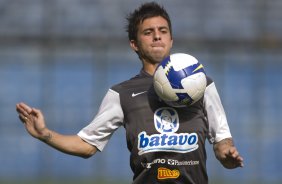 Matias Defederico durante o treino do Corinthians realizado esta tarde no Parque So Jorge; o prximo jogo do time ser quarta-feira, dia 07/10, contra o Fluminense, no estdio do Maracan, pelo returno do Campeonato Brasileiro 2009