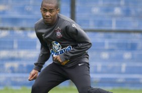 Elias durante o treino do Corinthians realizado esta manh no Parque So Jorge; o prximo jogo do time ser amanh, sbado, dia 10/10, contra o Grmio, no estdio do Pacaembu, pelo returno do Campeonato Brasileiro 2009