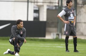 Dentinho e Escudero
?
 durante o treino do Corinthians realizado esta tarde no Parque So Jorge; o prximo jogo do time ser domingo, dia 18/10, contra o Sport, em Recife, pelo returno do Campeonato Brasileiro 2009