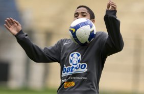 Jorge Henrique durante o treino do Corinthians realizado esta tarde no Parque So Jorge; o prximo jogo do time ser domingo, dia 18/10, contra o Sport, em Recife, pelo returno do Campeonato Brasileiro 2009