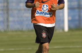 Dentinho durante o treino do Corinthians realizado esta tarde no Parque São Jorge; o próximo jogo do time será domingo, dia 18/10, contra o Sport, em Recife, pelo returno do Campeonato Brasileiro 2009