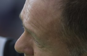 Mano Menezes durante o treino do Corinthians realizado esta tarde no Parque So Jorge; o prximo jogo do time ser domingo, dia 18/10, contra o Sport, em Recife, pelo returno do Campeonato Brasileiro 2009