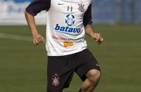 Matias Defederico durante o treino do Corinthians realizado esta tarde no Parque So Jorge; o prximo jogo do time ser domingo, dia 18/10, contra o Sport, em Recife, pelo returno do Campeonato Brasileiro 2009