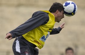 Edgar Balbuena durante o treino do Corinthians realizado esta manhã no Parque São Jorge; o próximo jogo do time será amanhã, domingo, dia 18/10, contra o Sport, em Recife, pelo returno do Campeonato Brasileiro 2009