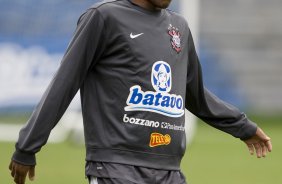 Elias durante o treino do Corinthians realizado esta manh no Parque So Jorge; o prximo jogo do time ser amanh, domingo, dia 18/10, contra o Sport, em Recife, pelo returno do Campeonato Brasileiro 2009