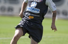 Defederico durante o treino do Corinthians realizado esta manh no Parque So Jorge; o prximo jogo do time ser amanh, domingo, dia 01/11, contra o Palmeiras, em Presidente Prudente, pelo returno do Campeonato Brasileiro 2009