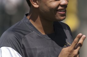 Dentinho durante o treino do Corinthians realizado esta manh no Parque So Jorge; o prximo jogo do time ser amanh, domingo, dia 01/11, contra o Palmeiras, em Presidente Prudente, pelo returno do Campeonato Brasileiro 2009