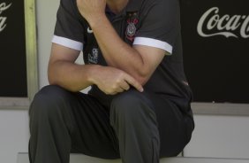 Mano Menezes durante o treino do Corinthians realizado esta manh no Parque So Jorge; o prximo jogo do time ser domingo, dia 08/11, contra o Santo Andr, no Pacaembu, pelo returno do Campeonato Brasileiro 2009