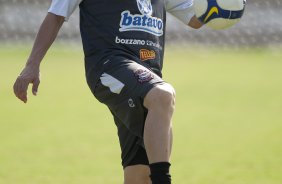 Chico durante o treino do Corinthians realizado esta manh no Parque So Jorge; o prximo jogo do time ser sbado, dia 21/11, contra o Nautico/PE, no estdio do Pacaembu, pelo returno do Campeonato Brasileiro 2009