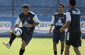 Ronaldo durante o treino do Corinthians realizado esta manh no Parque So Jorge; o prximo jogo do time ser sbado, dia 21/11, contra o Nautico/PE, no estdio do Pacaembu, pelo returno do Campeonato Brasileiro 2009