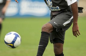 Jucilei durante o treino do Corinthians realizado esta manh no Parque So Jorge; o prximo jogo do time ser domingo, dia 29/11, contra o Flamengo, no estdio Brinco de Ouro da Princesa, em Campinas, pelo returno do Campeonato Brasileiro 2009