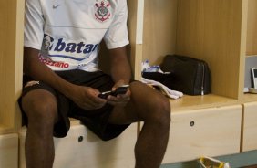 CORINTHIANS/SP X FLAMENGO/RJ- Elias nos vestiários antes da partida realizada esta tarde no estádio Brinco de Ouro da Princesa, em Campinas, válida pelo returno do Campeonato Brasileiro de 2009