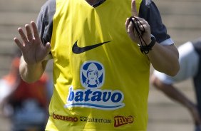 Mano Menezes durante o treino do Corinthians realizado esta manh no Parque So Jorge; o prximo jogo do time ser sbado, dia 05/12, contra o Atltico-MG, no Mineiro, utima partida do returno do Campeonato Brasileiro 2009