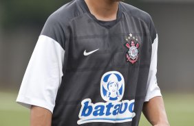 O meia Bruno durante o treino do time do Corinthians que vai disputar a Taca São Paulo de Juniores em janeiro, e que foi realizado esta tarde no Parque São Jorge; O time estreia no dia 03/01/2010 contra o Araguaina/TO, em Araraquara
