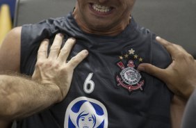 Alessandro durante o treino do Corinthians realizado esta tarde no Parque So Jorge; O primeiro jogo do time ser um amistoso internacional dia 14 de janeiro, contra o Huracan, da Argentina, no Pacaembu