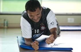 Iarley durante o treino do Corinthians realizado esta manh no SPA Sport Resort, na cidade de Itu, interior de So Paulo; o prximo compromisso ser um amistoso internacional contra o Huracan, da Argentina, dia 14/01 no Pacaembu;