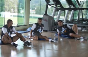 Roberto Carlos; Iarley e Ronaldo durante o treino do Corinthians realizado esta manh no SPA Sport Resort, na cidade de Itu, interior de So Paulo; o prximo compromisso ser um amistoso internacional contra o Huracan, da Argentina, dia 14/01 no Pacaembu;