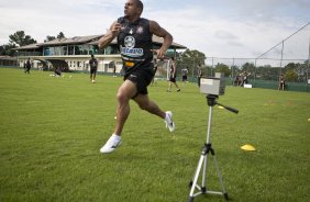 Roberto Carlos durante o treino do Corinthians realizado esta manh no SPA Sport Resort, na cidade de Itu, interior de So Paulo; o prximo compromisso ser um amistoso internacional contra o Huracan, da Argentina, dia 14/01 no Pacaembu