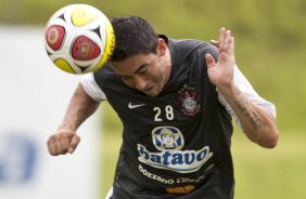 Chico durante o treino do Corinthians realizado esta manh no SPA Sport Resort, na cidade de Itu, interior de So Paulo; o prximo compromisso ser a estreia no Campeonato Paulista 2010, domingo, dia 17/01, no estdio Santa Cruz, em Ribeiro Preto, contra o Monte Azul