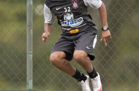 Dentinho durante o treino do Corinthians realizado esta manh no SPA Sport Resort, na cidade de Itu, interior de So Paulo; o prximo compromisso ser a estreia no Campeonato Paulista 2010, domingo, dia 17/01, no estdio Santa Cruz, em Ribeiro Preto, contra o Monte Azul